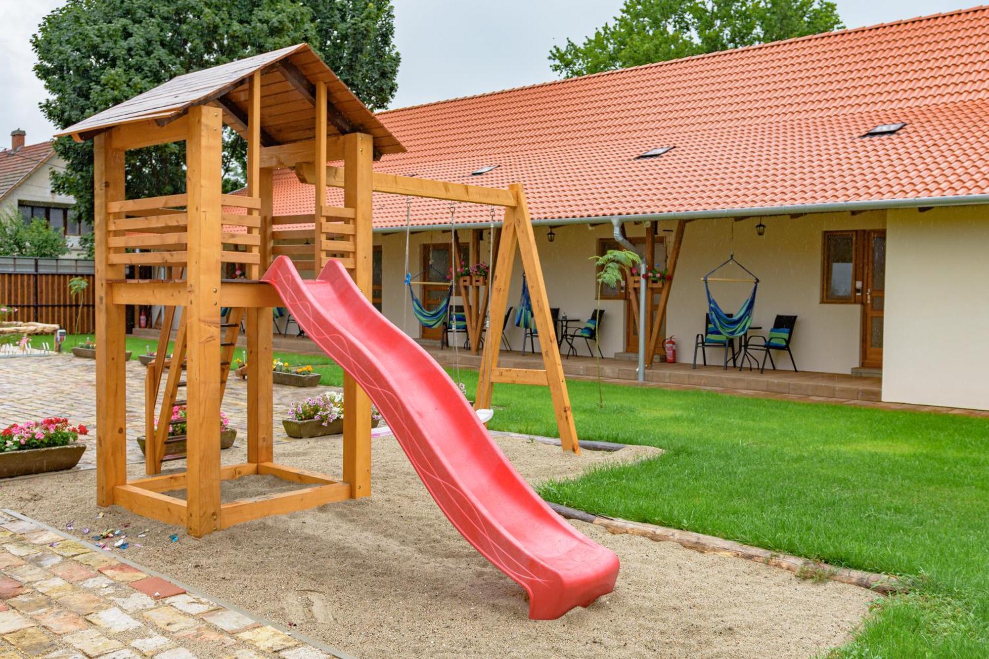 Szelcsengo Wellness Vendeghaz Apartment Makó Exterior foto